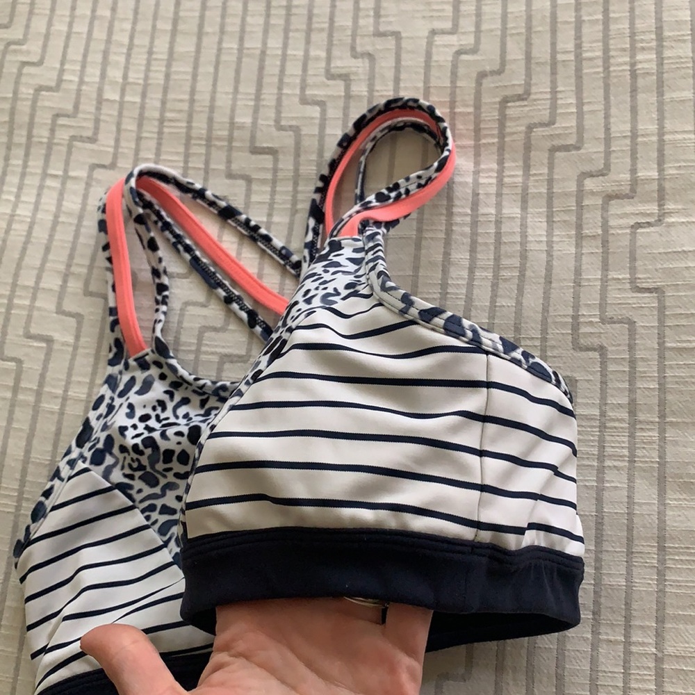 Athleta Hyper Focused Bra Multi Print Sports L - image 6